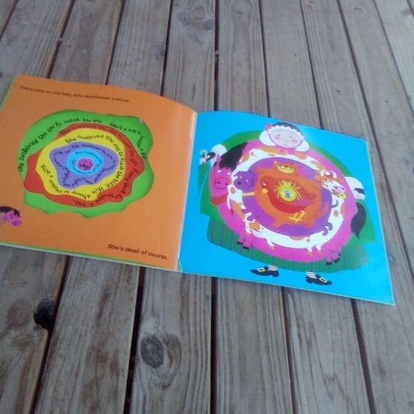 There Was an Old Lady Who Swallowed a Fly - Picture 2 of 3